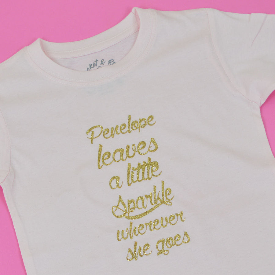 She leaves a little Sparkle Wherever she goes KIDS T-Shirt